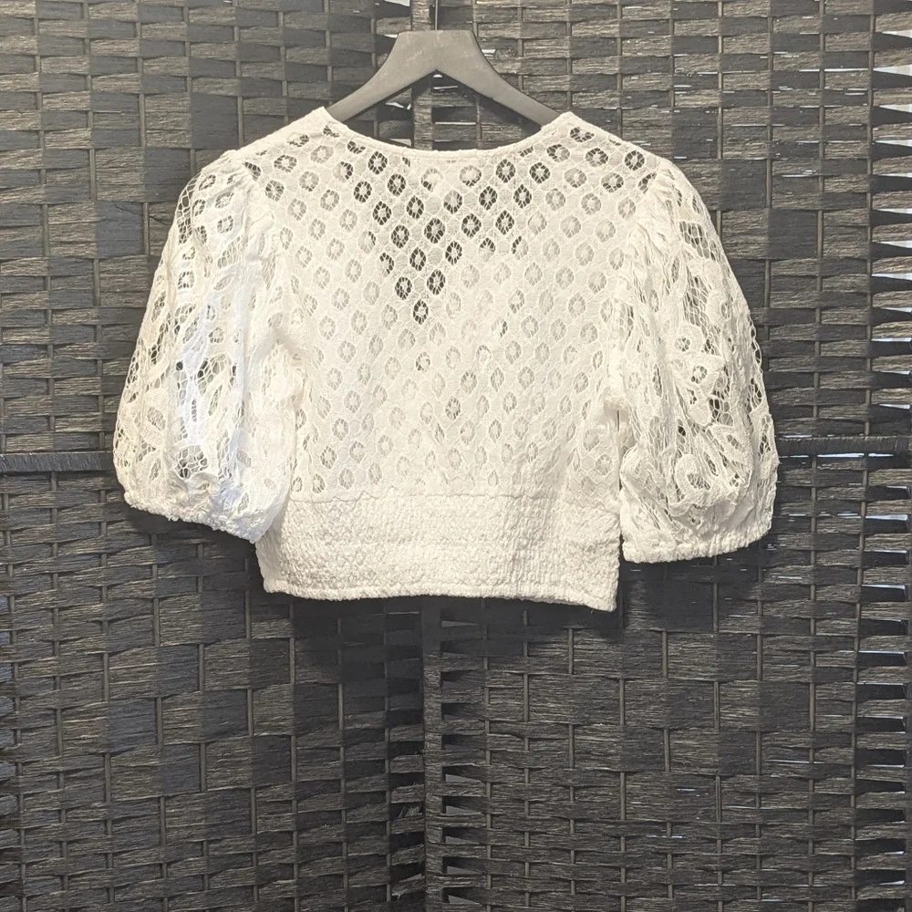 Band Of The Free White Lace Tie-Front Top NWT Crop Top Lace Small - Picture 5 of 10